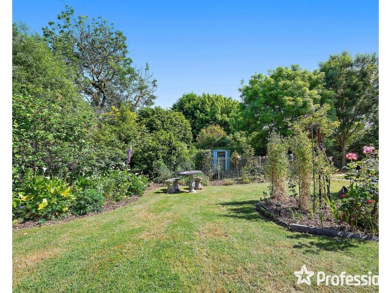 23 Levendale Avenue, Mooroolbark VIC 3138