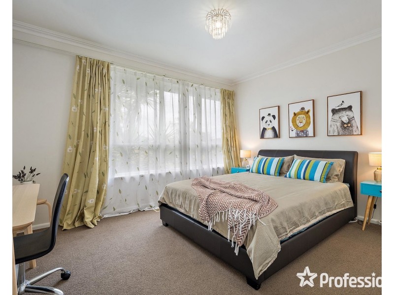 31 Sweetland Road, Mooroolbark VIC 3138