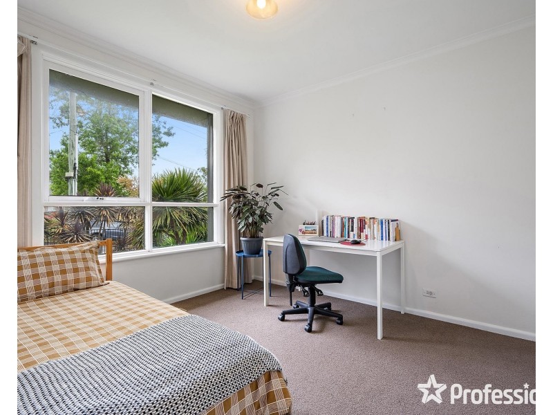 31 Sweetland Road, Mooroolbark VIC 3138