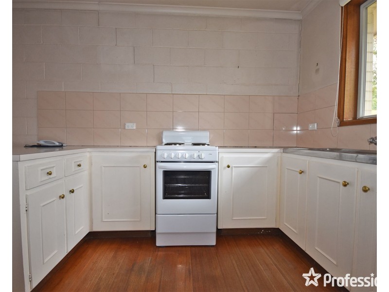 2/80 Mount View Parade, Croydon VIC 3136