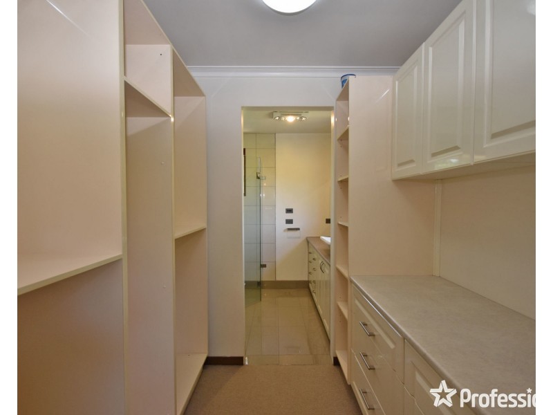 10 Doreen Court, Montrose VIC 3765