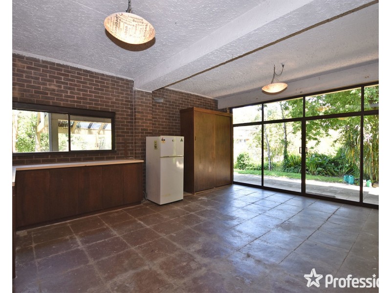 10 Doreen Court, Montrose VIC 3765
