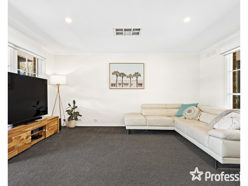 52 St Andrews Drive, Chirnside Park VIC 3116