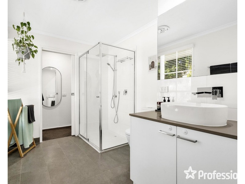 52 St Andrews Drive, Chirnside Park VIC 3116