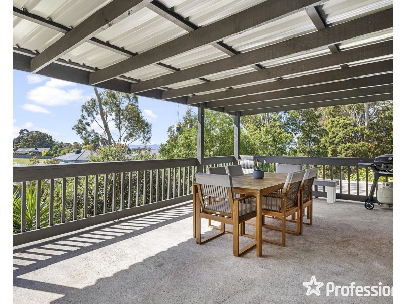 52 St Andrews Drive, Chirnside Park VIC 3116