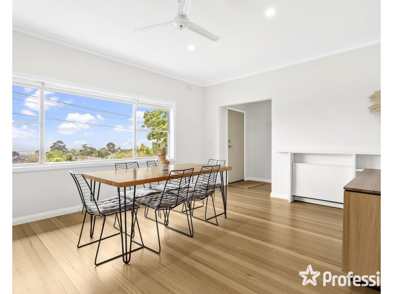 14 Saddleback Ridge, Chirnside Park VIC 3116