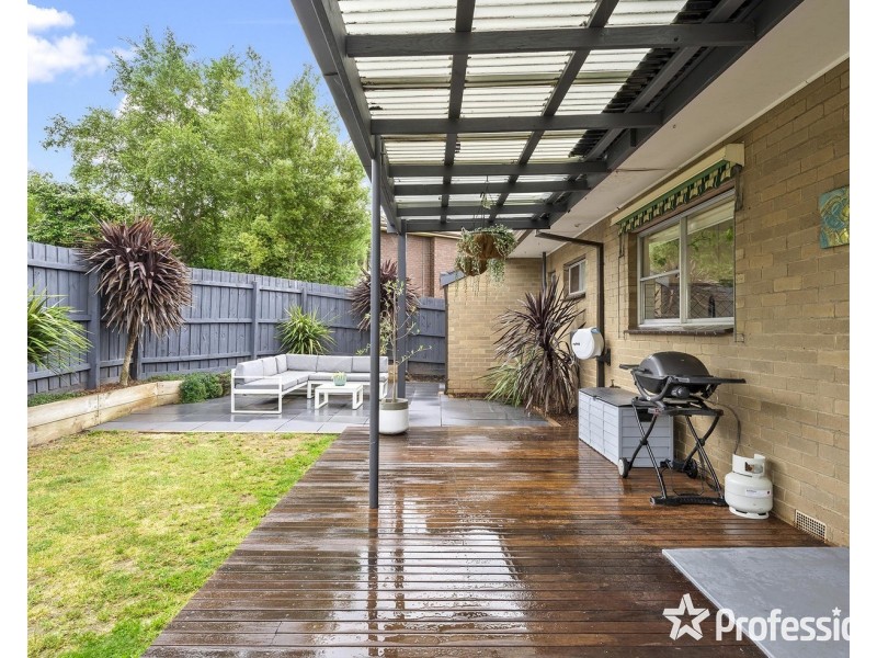 14 Saddleback Ridge, Chirnside Park VIC 3116