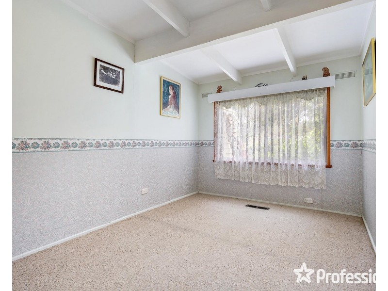 12 Heath Avenue, Mount Evelyn VIC 3796