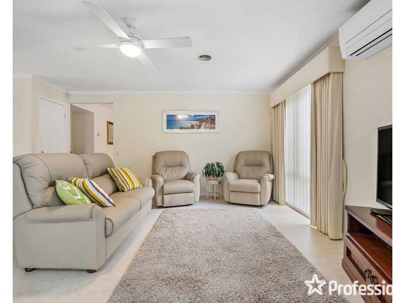 4 Stafford Place, Chirnside Park VIC 3116