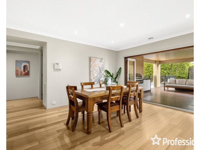 40 Tudor Drive, Mooroolbark VIC 3138