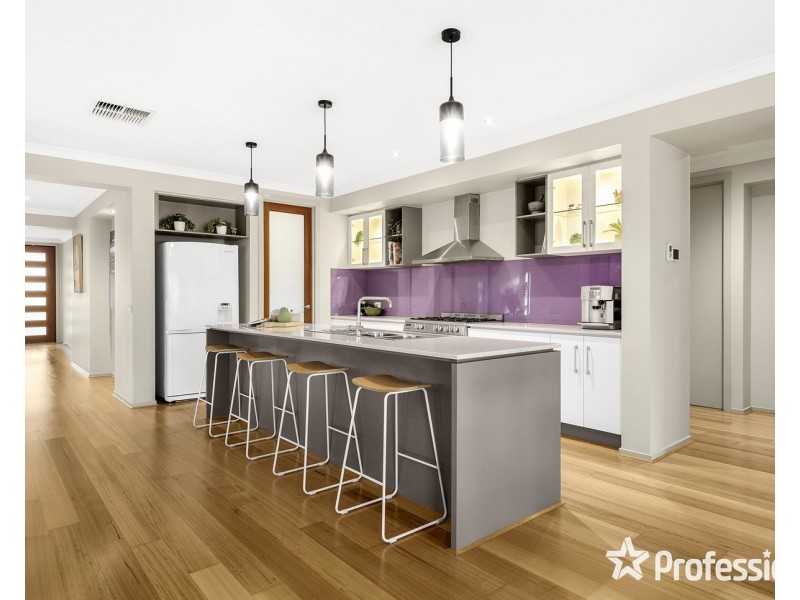 40 Tudor Drive, Mooroolbark VIC 3138