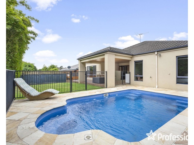 40 Tudor Drive, Mooroolbark VIC 3138