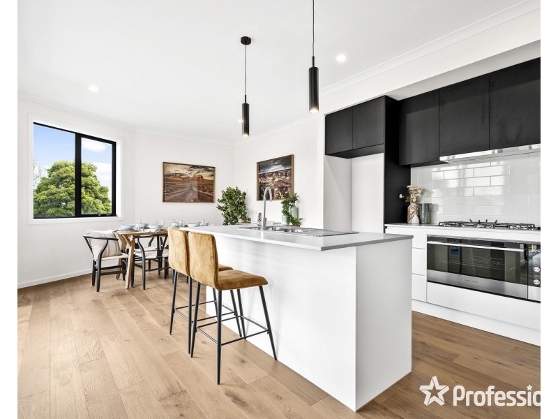 2, 4 & 5/31-33 Delville Street, Mooroolbark VIC 3138