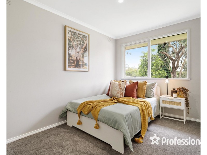 36 Stephen Avenue, Montrose VIC 3765