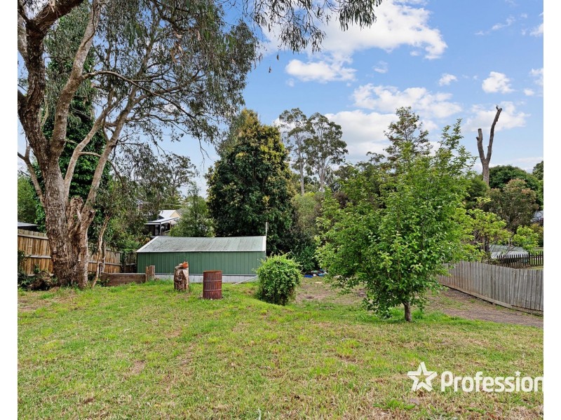 36 Stephen Avenue, Montrose VIC 3765
