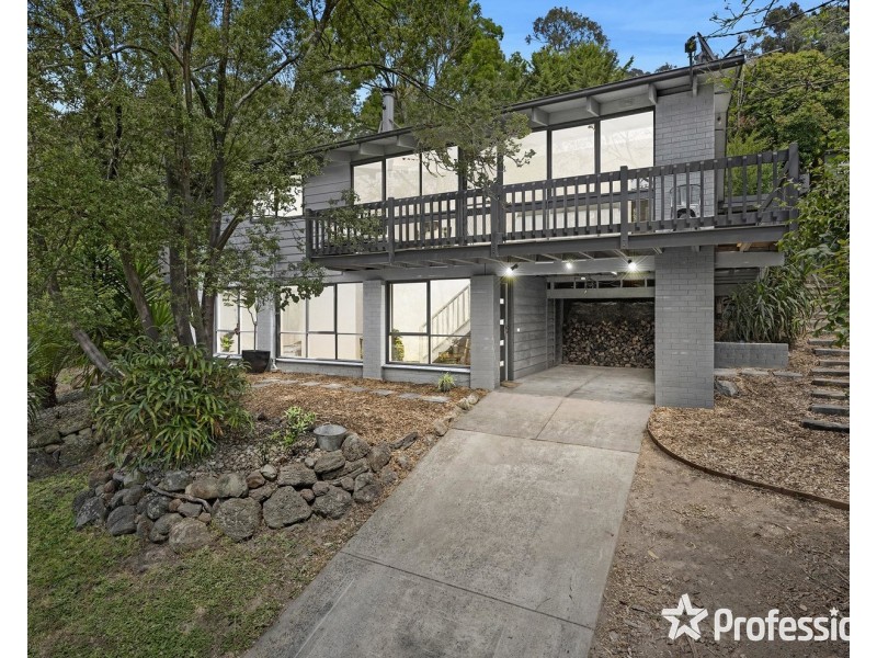 15 Olive Grove, Lilydale VIC 3140