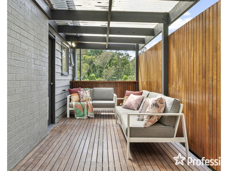 15 Olive Grove, Lilydale VIC 3140