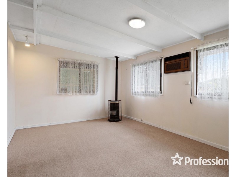 131 Cambridge Road, Mooroolbark VIC 3138