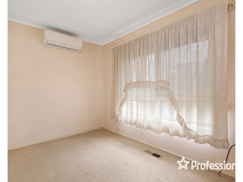 131 Cambridge Road, Mooroolbark VIC 3138