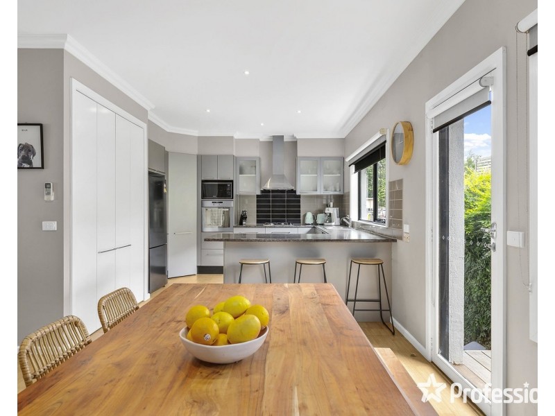 164 Lincoln Road, Croydon VIC 3136