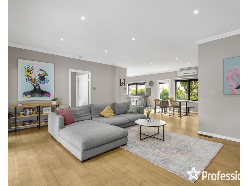 164 Lincoln Road, Croydon VIC 3136