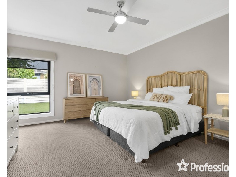 164 Lincoln Road, Croydon VIC 3136