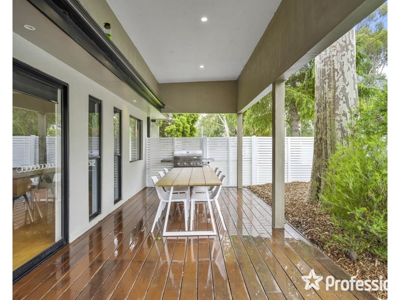 164 Lincoln Road, Croydon VIC 3136