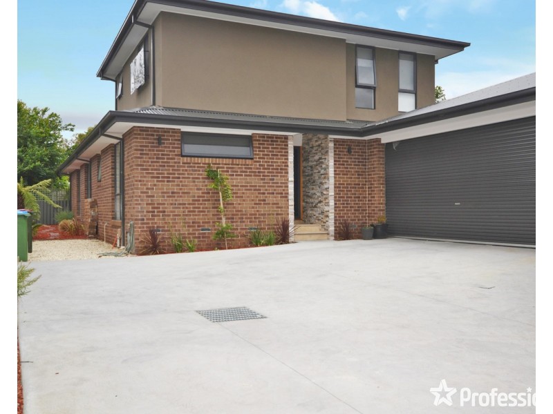 14a Rowan Street, Croydon VIC 3136