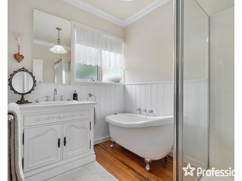 14 Edward Street, Wesburn VIC 3799