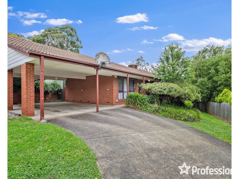 9 Drysdale Place, Mooroolbark VIC 3138