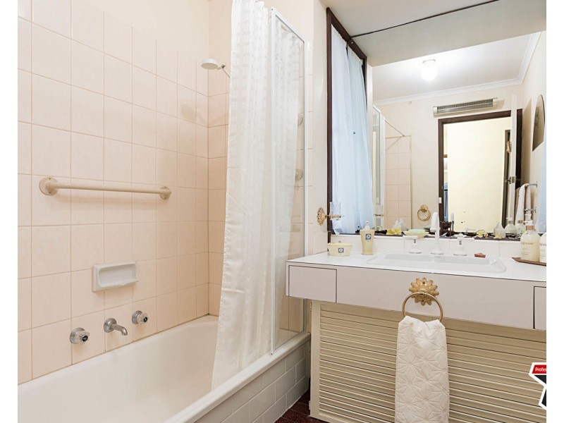 95 Esther Crescent, Mooroolbark VIC 3138