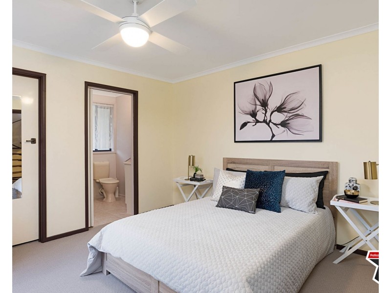 95 Esther Crescent, Mooroolbark VIC 3138