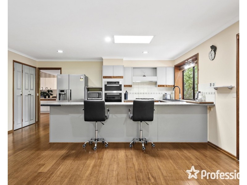 7 Strzelecki Court, Kilsyth VIC 3137