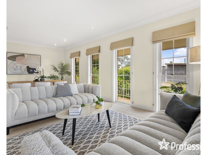 64 Bastow Road, Lilydale VIC 3140