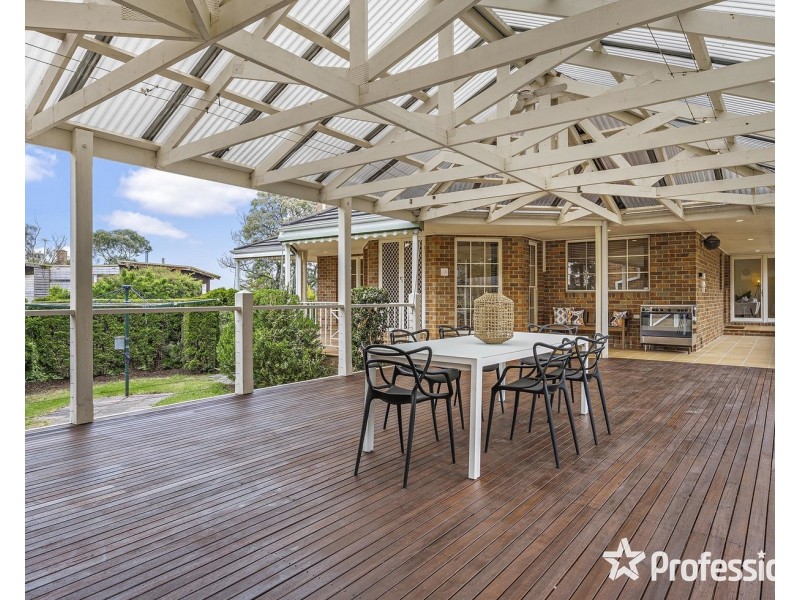 64 Bastow Road, Lilydale VIC 3140