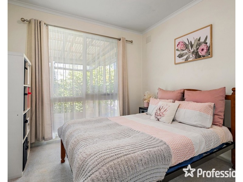 35 Sugarloaf Drive, Chirnside Park VIC 3116