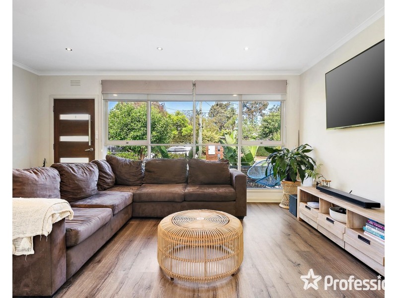 25 Lomond Avenue, Kilsyth VIC 3137