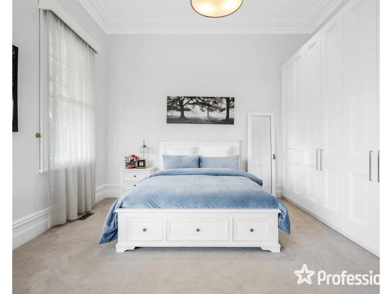 20 Wyuna Walk, Mooroolbark VIC 3138