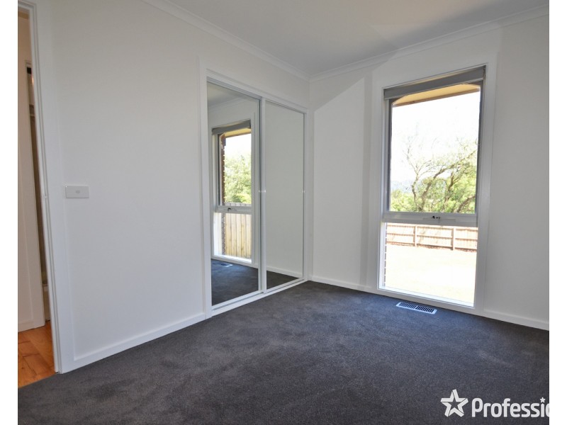 56 Churchill Drive, Mooroolbark VIC 3138