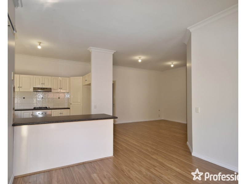 2/29 Cambridge Road, Mooroolbark VIC 3138