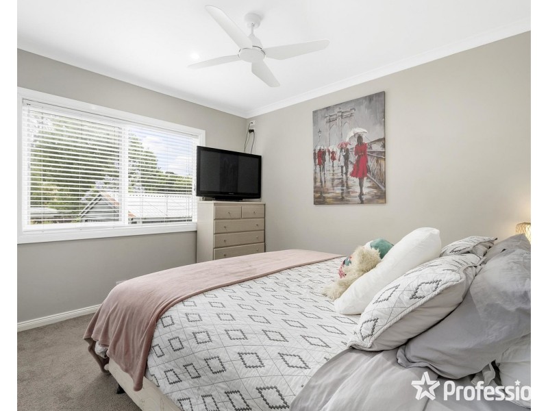 17 Eothen Lane, Kilsyth VIC 3137