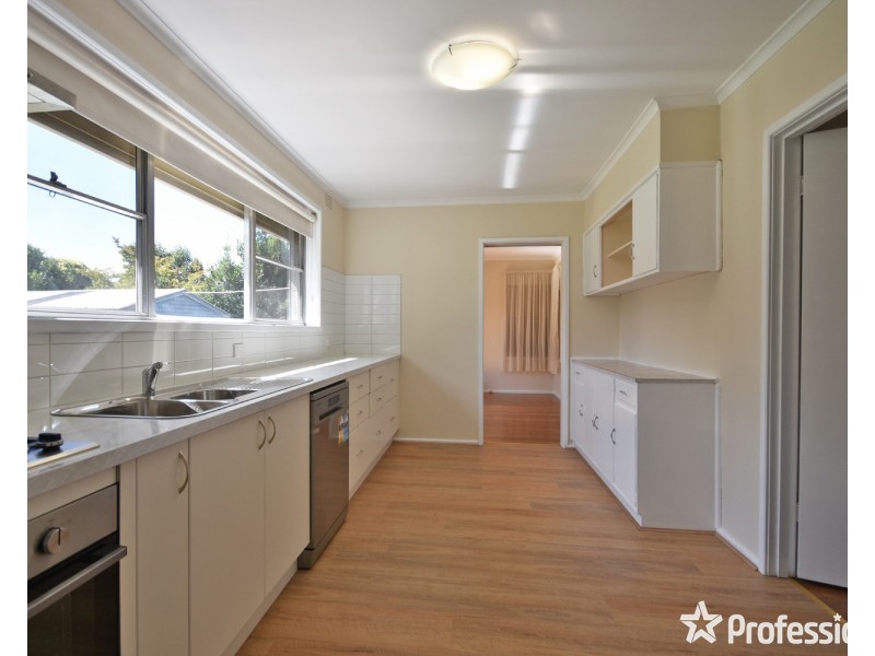 104 Manchester Road, Mooroolbark VIC 3138