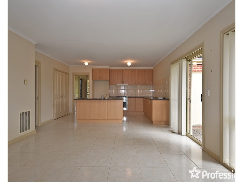 1/12 Victoria Road, Lilydale VIC 3140