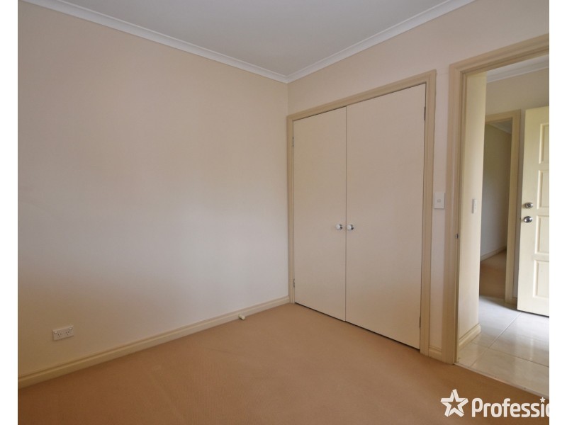 1/12 Victoria Road, Lilydale VIC 3140