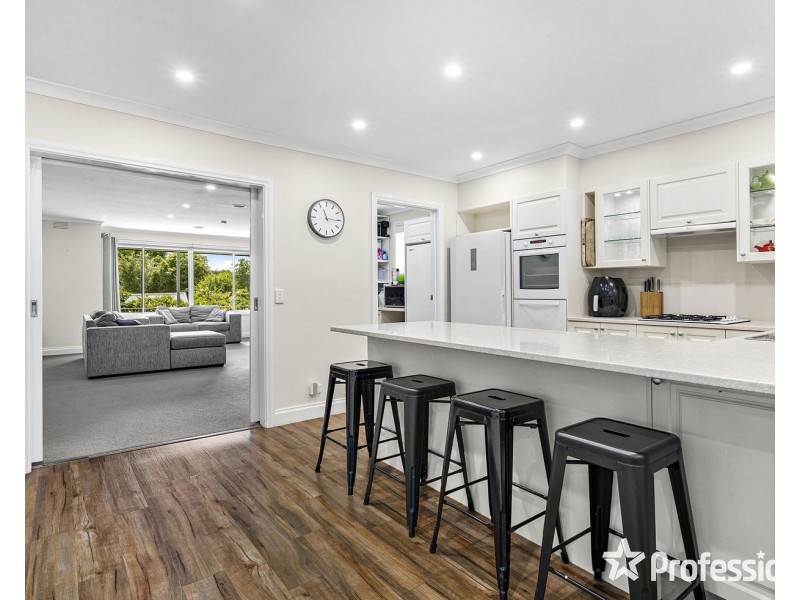 26 Yeaman Road, Montrose VIC 3765