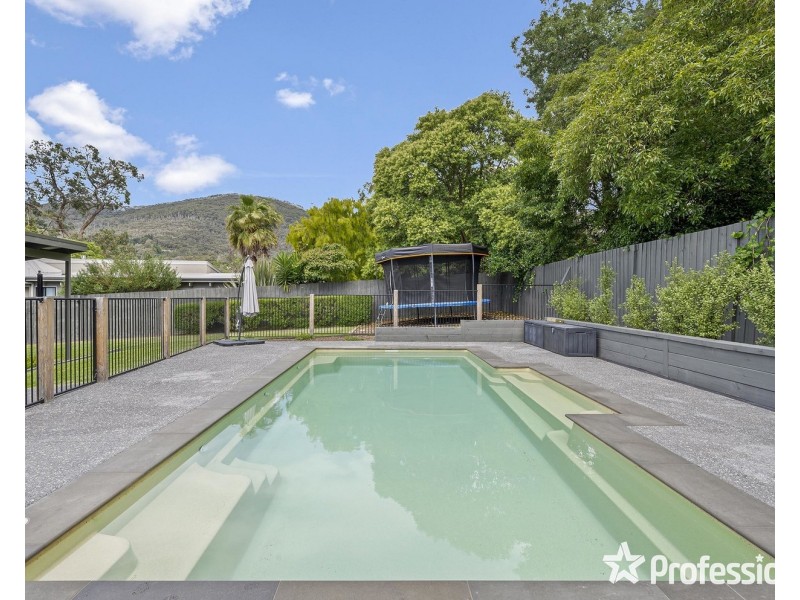 26 Yeaman Road, Montrose VIC 3765