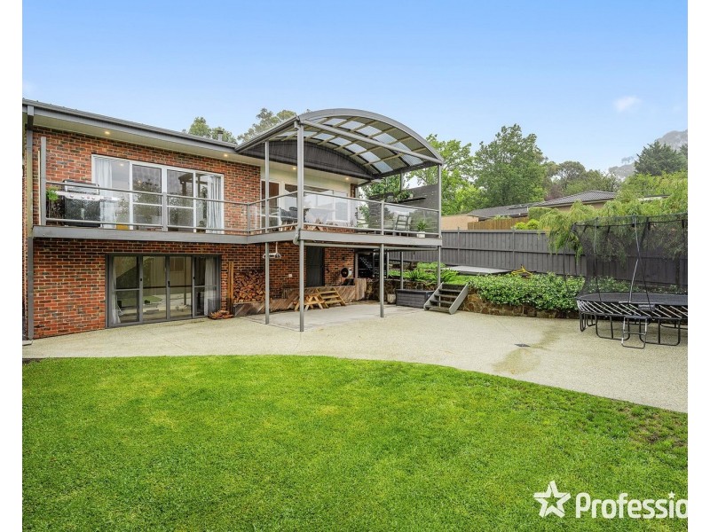 9 Banksia Street, Montrose VIC 3765