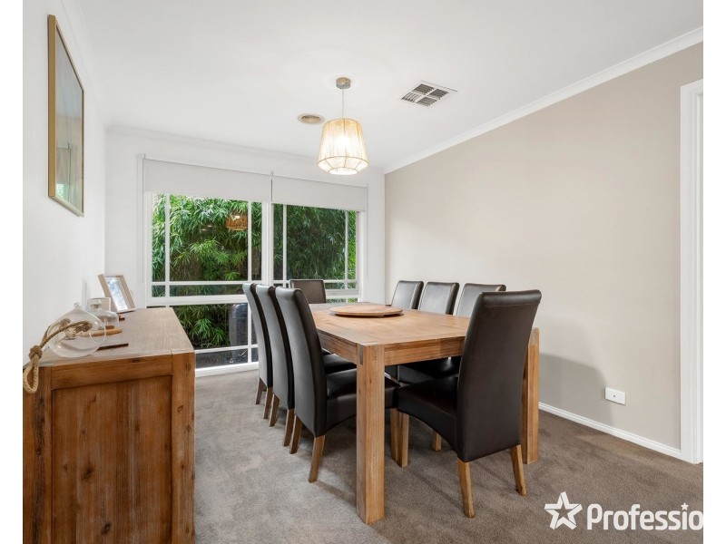 102 Nimblefoot Way, Lilydale VIC 3140