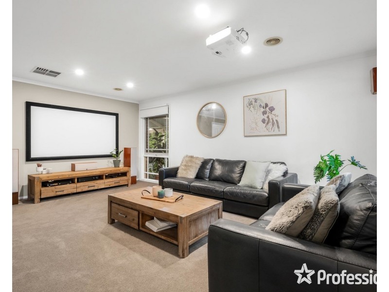 102 Nimblefoot Way, Lilydale VIC 3140