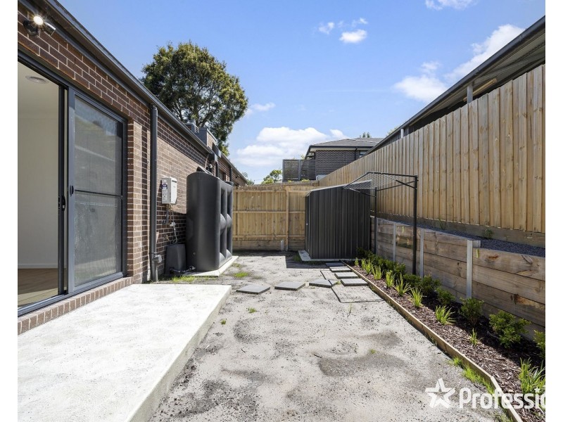10A MacMillan Street, Mooroolbark VIC 3138